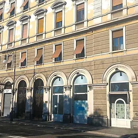 Golden 4*