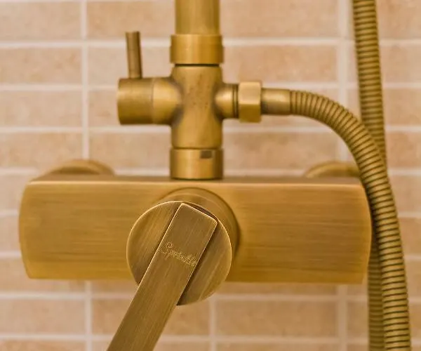 Golden Bed & Breakfast 4*